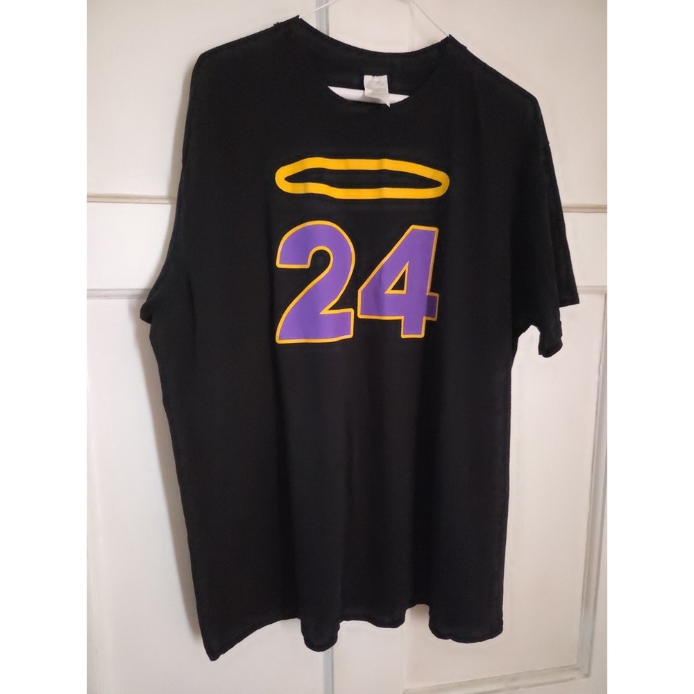 Kobe Bryant #24 Tribute by Bryan Blue T-Shirt Kobe LA Lakers NBA Size XL